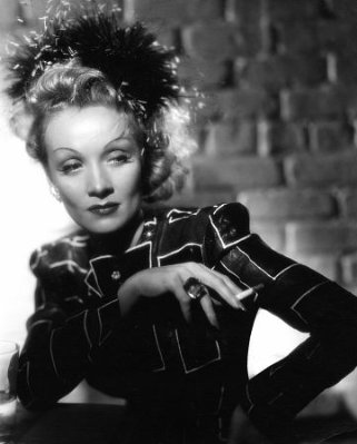 Marlene Dietrich photo