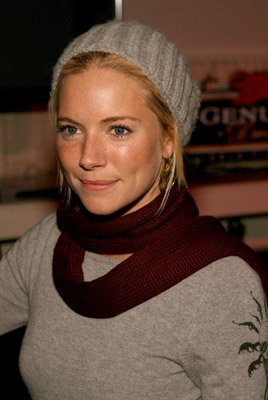 Sienna Miller photo