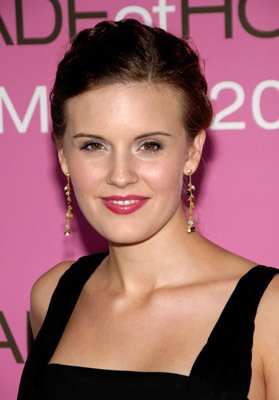 Maggie Grace photo