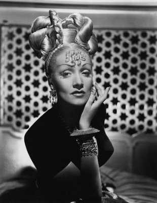Marlene Dietrich photo