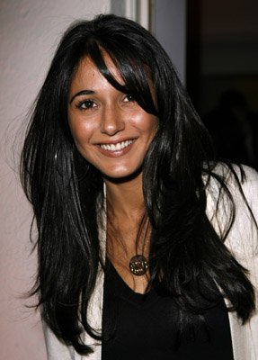 Emmanuelle Chriqui photo
