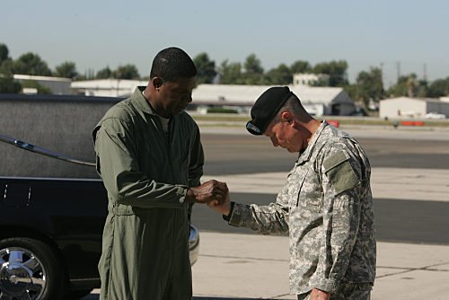 Dennis Haysbert photo