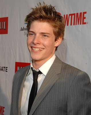 Hunter Parrish photo