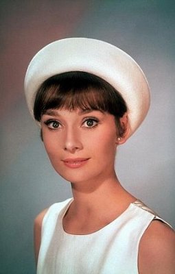 Audrey Hepburn photo