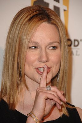 Laura Linney photo