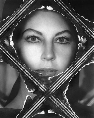 Ava Gardner photo