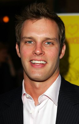 Travis Schuldt photo