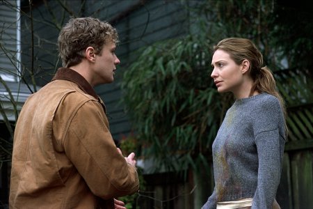 Claire Forlani photo