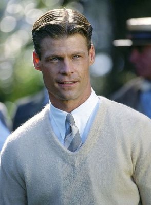Joel Gretsch photo
