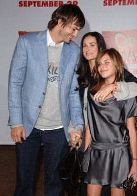 Ashton Kutcher photo