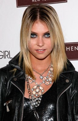 Taylor Momsen photo
