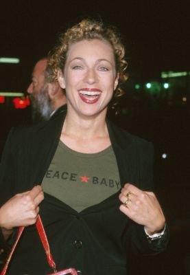 Alex Kingston photo