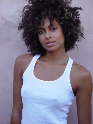 Shakara Ledard photo