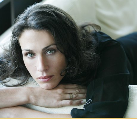 Maria Bertrand photo