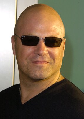Michael Chiklis photo