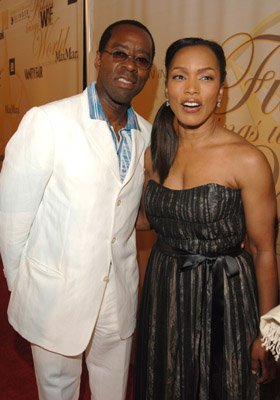 Angela Bassett photo