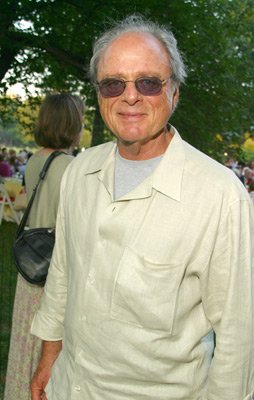 Harris Yulin photo