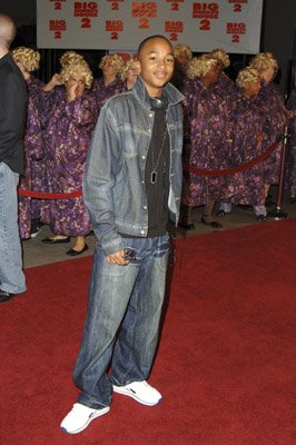 Jascha Washington photo