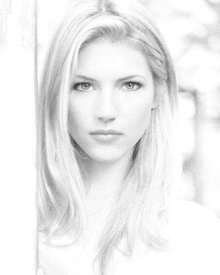 Katheryn Winnick photo