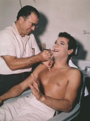 Tony Curtis photo