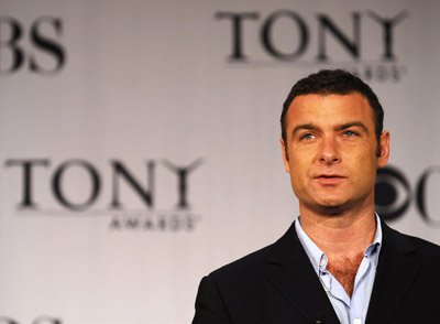 Liev Schreiber photo