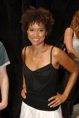 Tracie Thoms photo