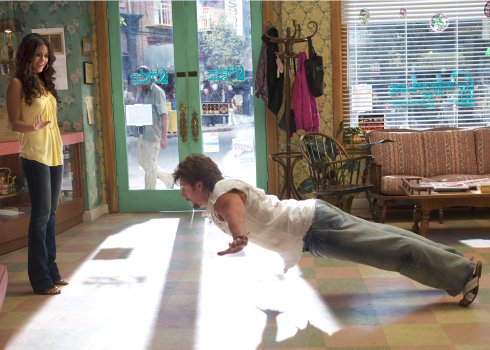 Emmanuelle Chriqui photo