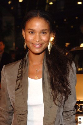 Joy Bryant photo