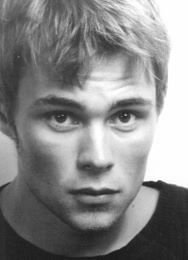 Patrick Flueger photo