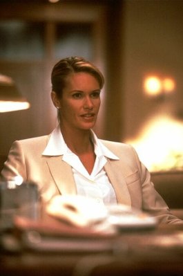 Elle Macpherson photo