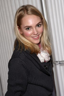 AnnaSophia Robb photo