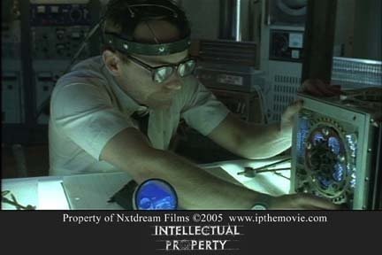 Christopher Masterson photo