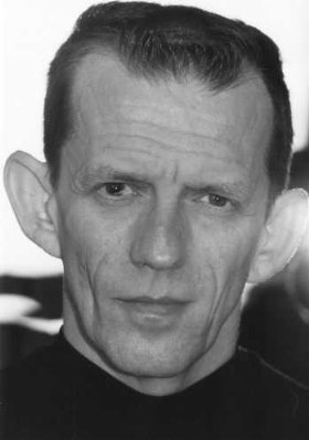 Ezra Buzzington photo