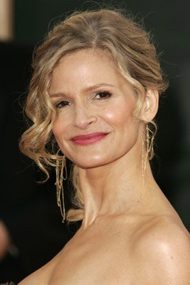 Kyra Sedgwick photo