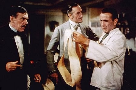 Humphrey Bogart photo