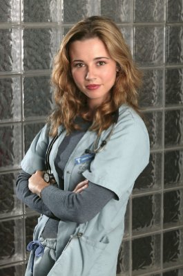 Linda Cardellini photo
