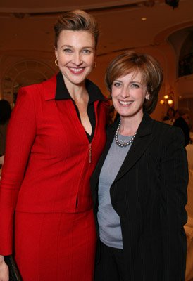 Brenda Strong photo