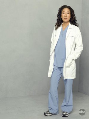 Sandra Oh photo