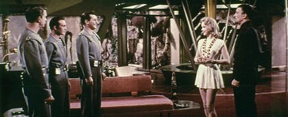 Leslie Nielsen photo