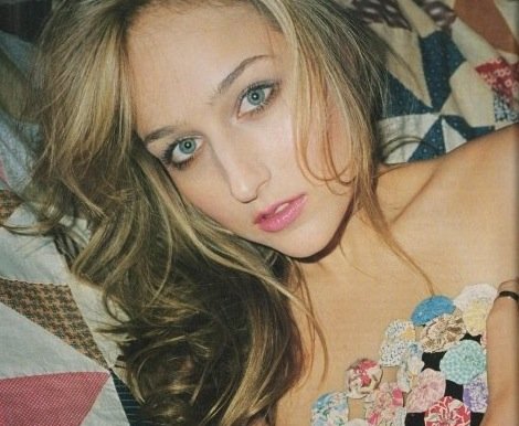 Leelee Sobieski photo