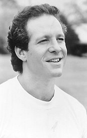 Steve Guttenberg photo