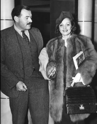 Marlene Dietrich photo