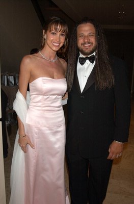 Shannon Elizabeth photo