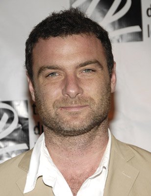 Liev Schreiber photo
