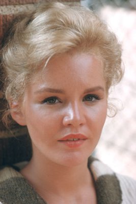 Tuesday Weld photo