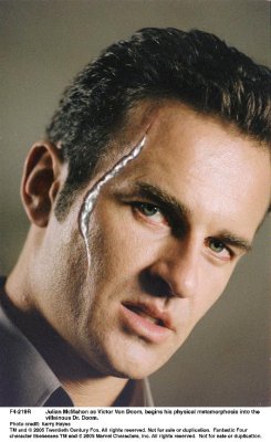 Julian McMahon photo