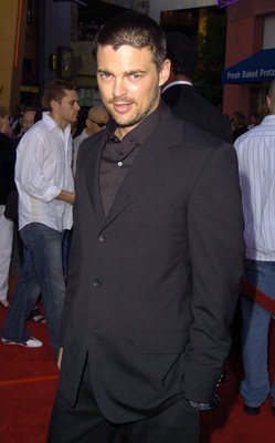 Karl Urban photo