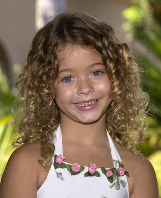 Sasha Pieterse photo