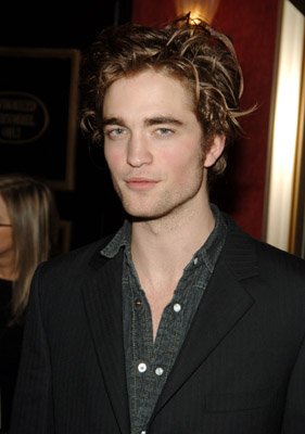 Robert Pattinson photo