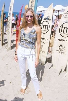 Alexandra Holden photo